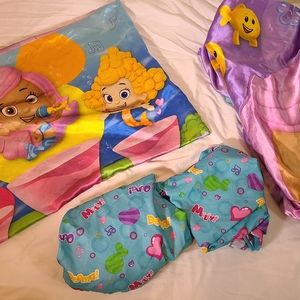 Bubble guppies toddler bed set